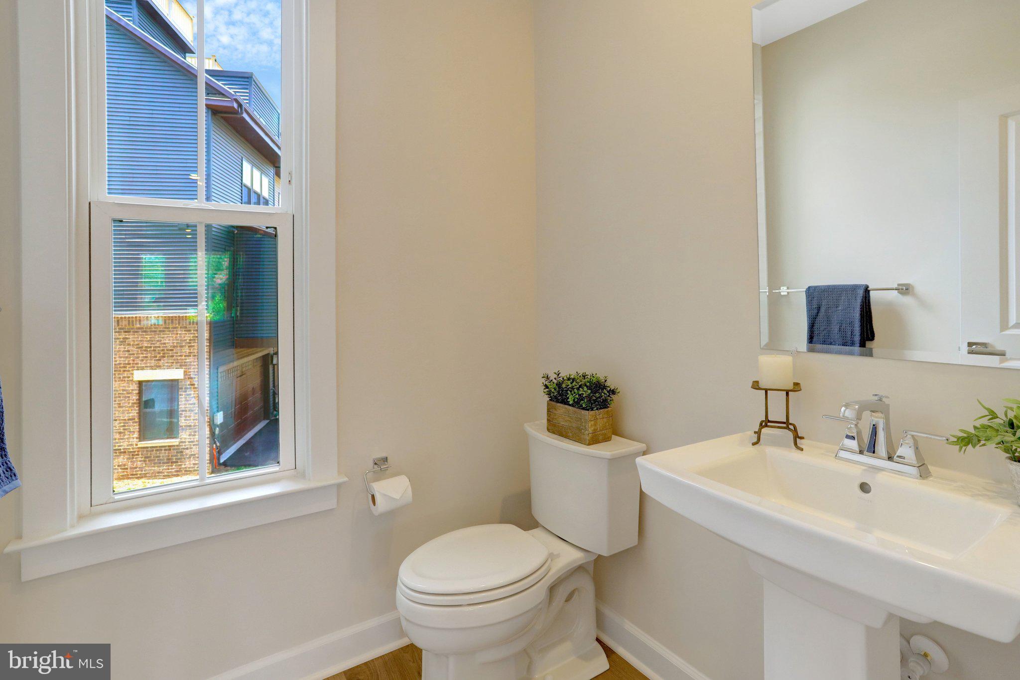 CARLIN SPRINGS - Residential