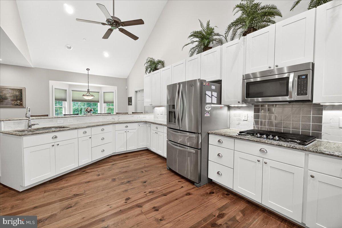 DAISY HILL ESTATES - Residential