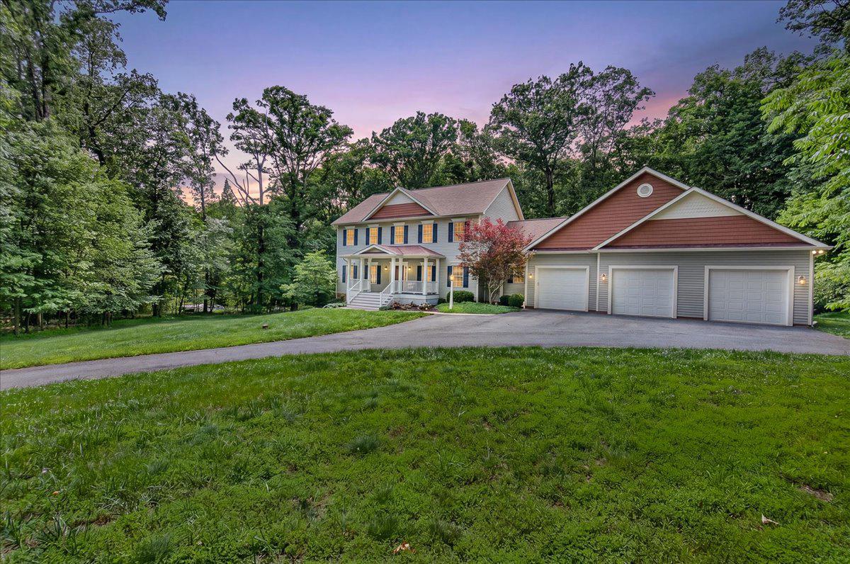 DAISY HILL ESTATES - Residential