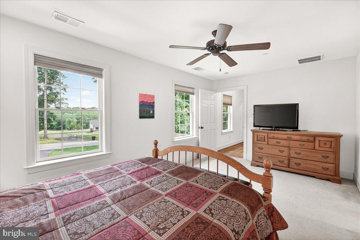 DAISY HILL ESTATES - Residential