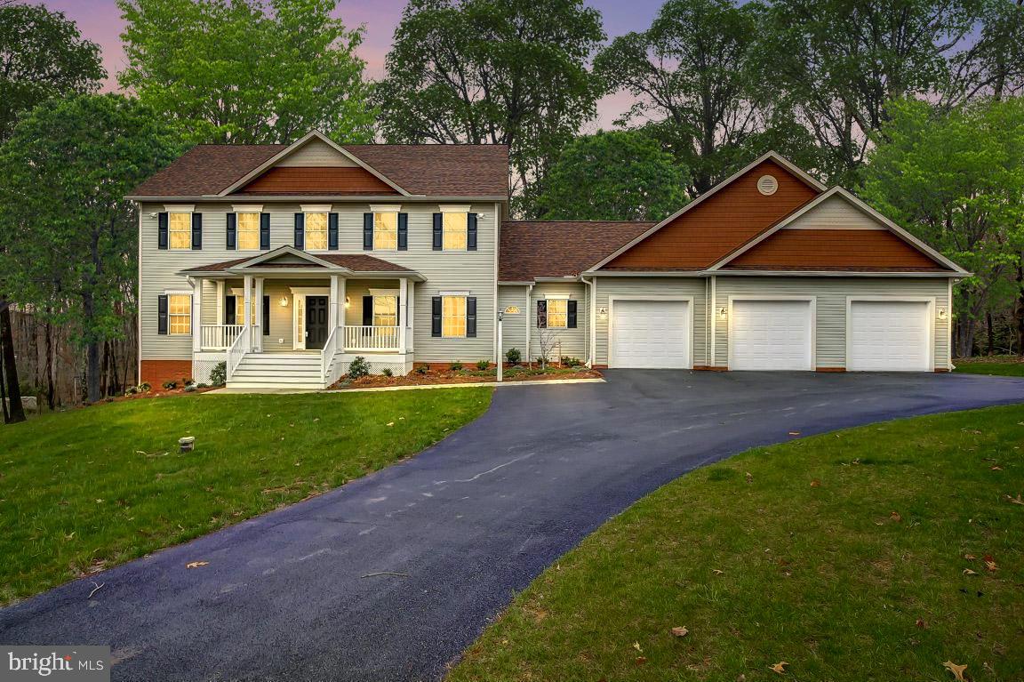 DAISY HILL ESTATES - Residential