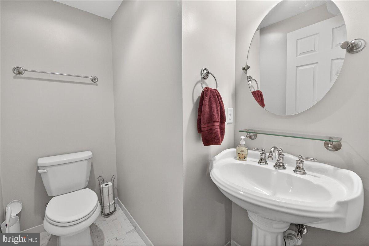 DAISY HILL ESTATES - Residential
