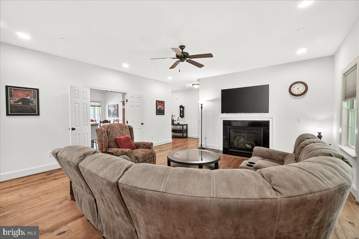 DAISY HILL ESTATES - Residential