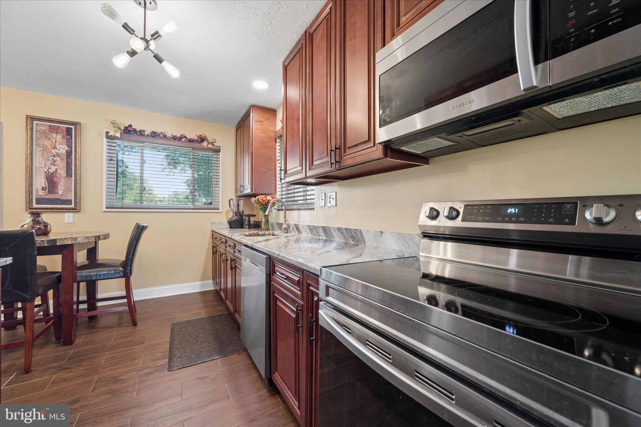 UNIVERSITY PARK - Residential