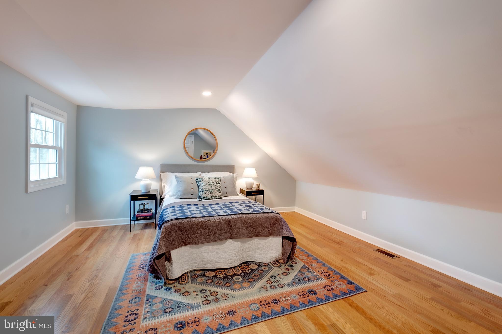 ROSEMONT - Residential