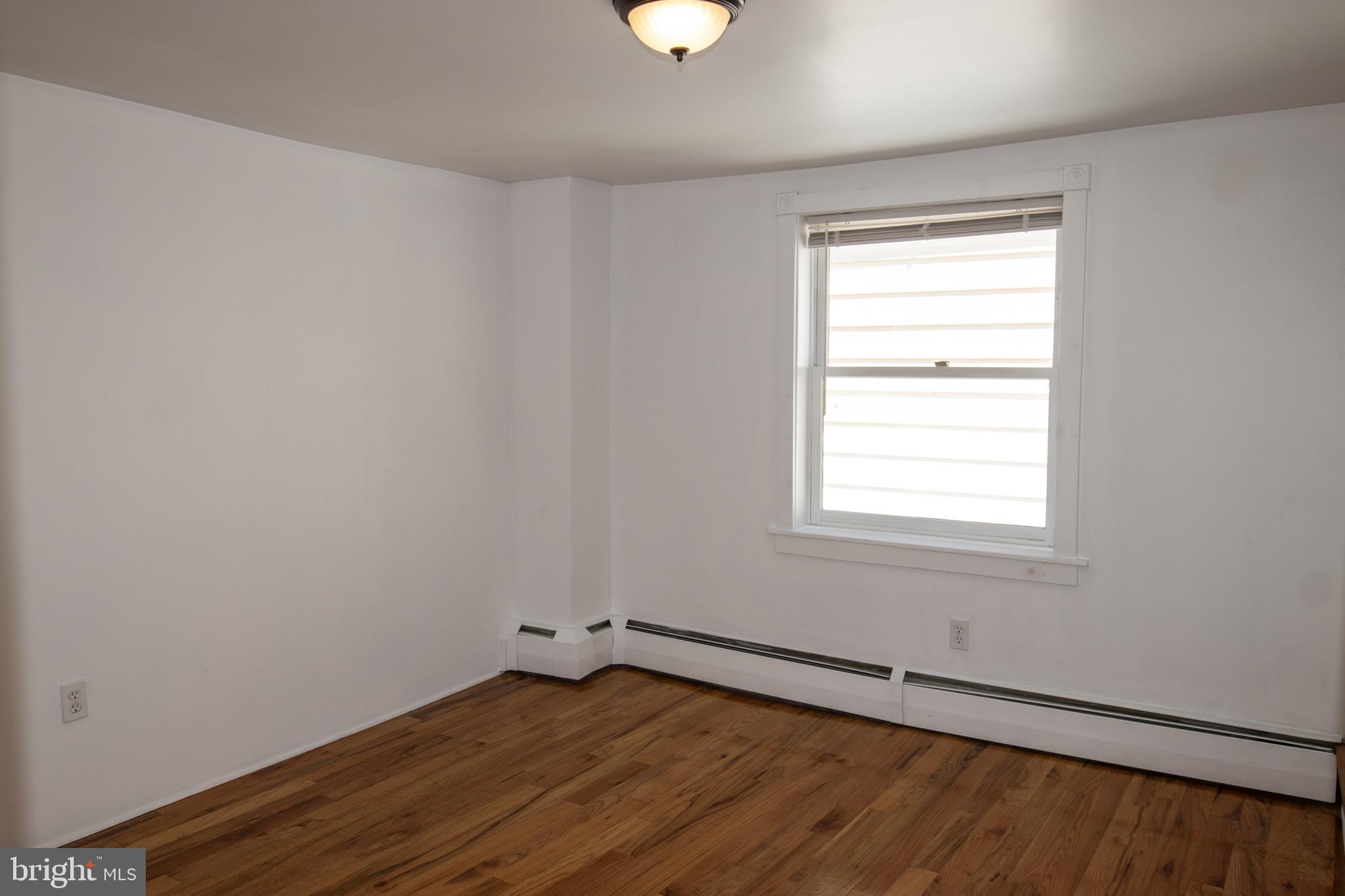 GREENWOOD HILL - Residential Lease
