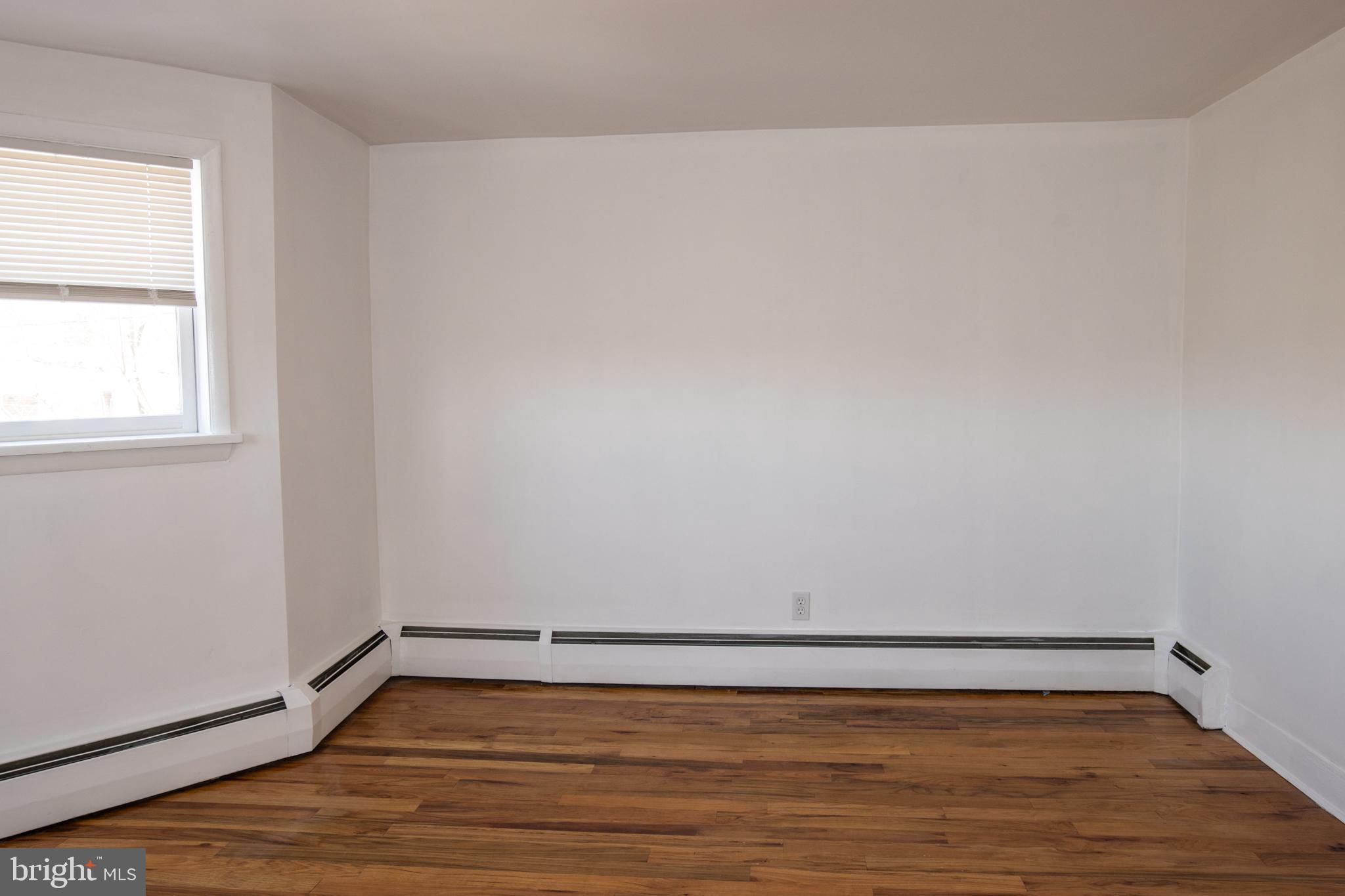 GREENWOOD HILL - Residential Lease