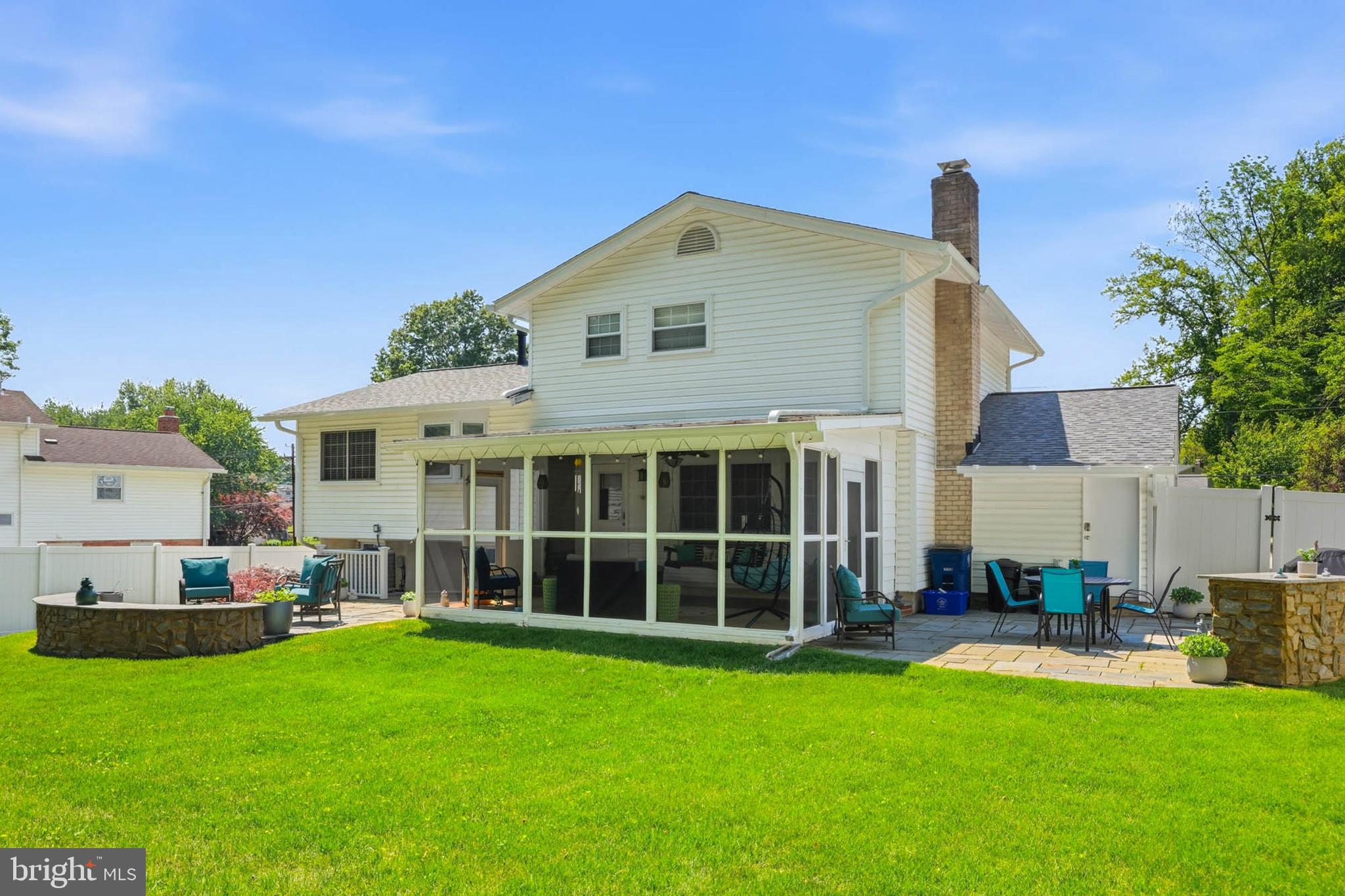 ROCK CREEK MANOR - Residential