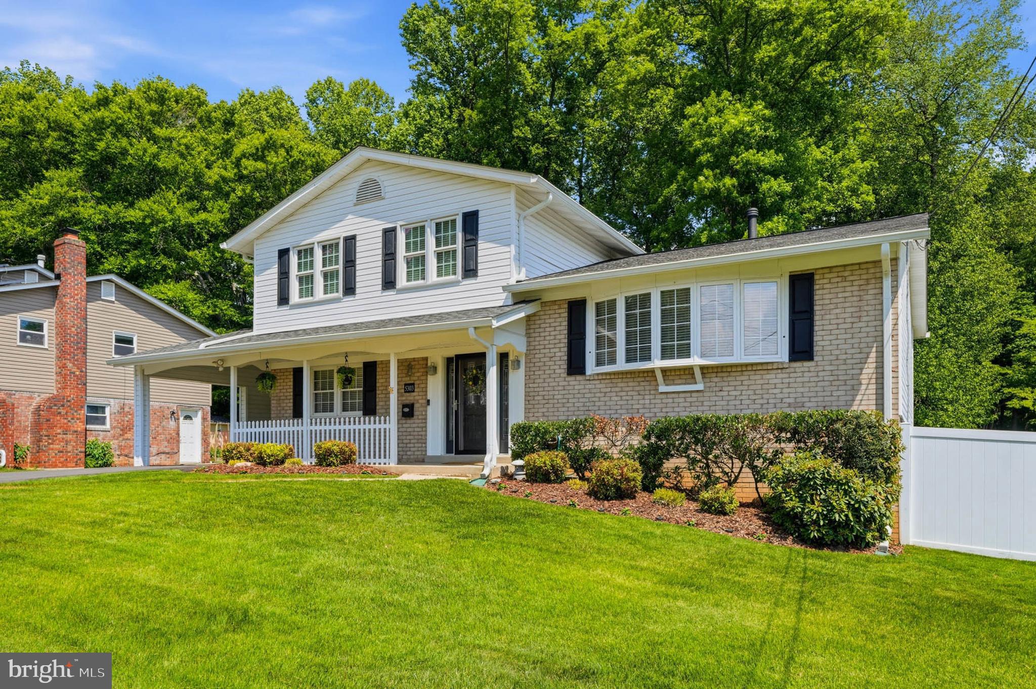 ROCK CREEK MANOR - Residential