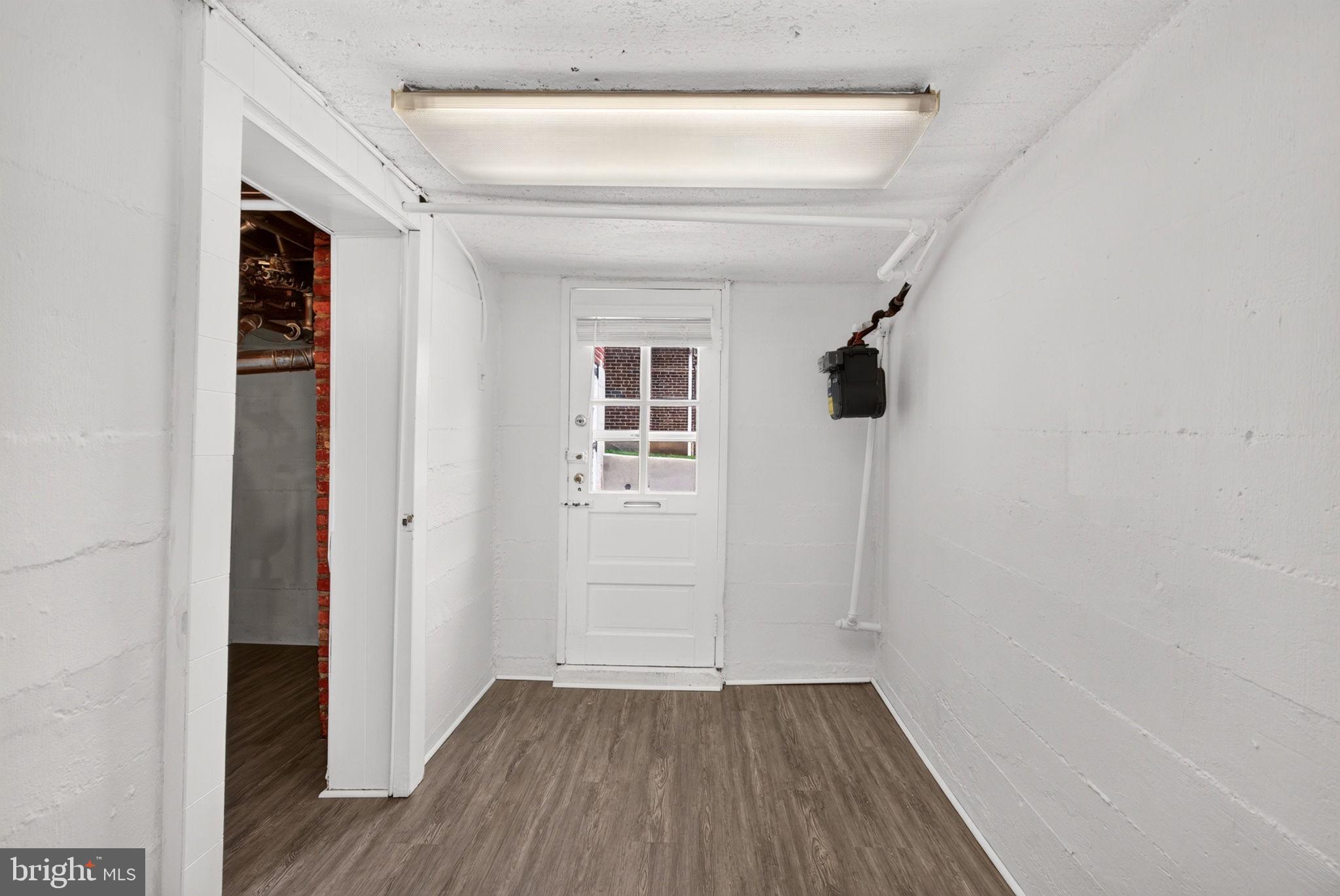 FULLERTON - Residential