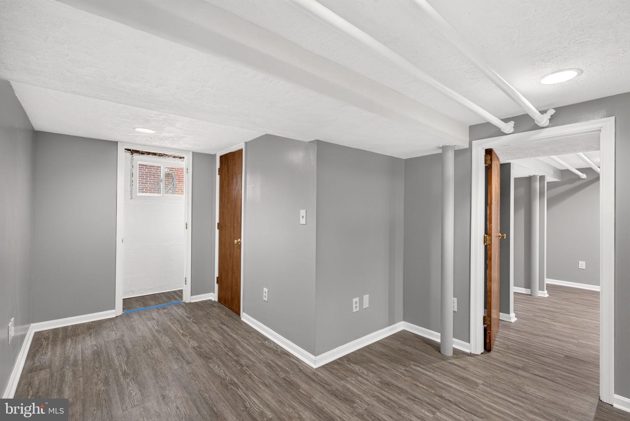 FULLERTON - Residential
