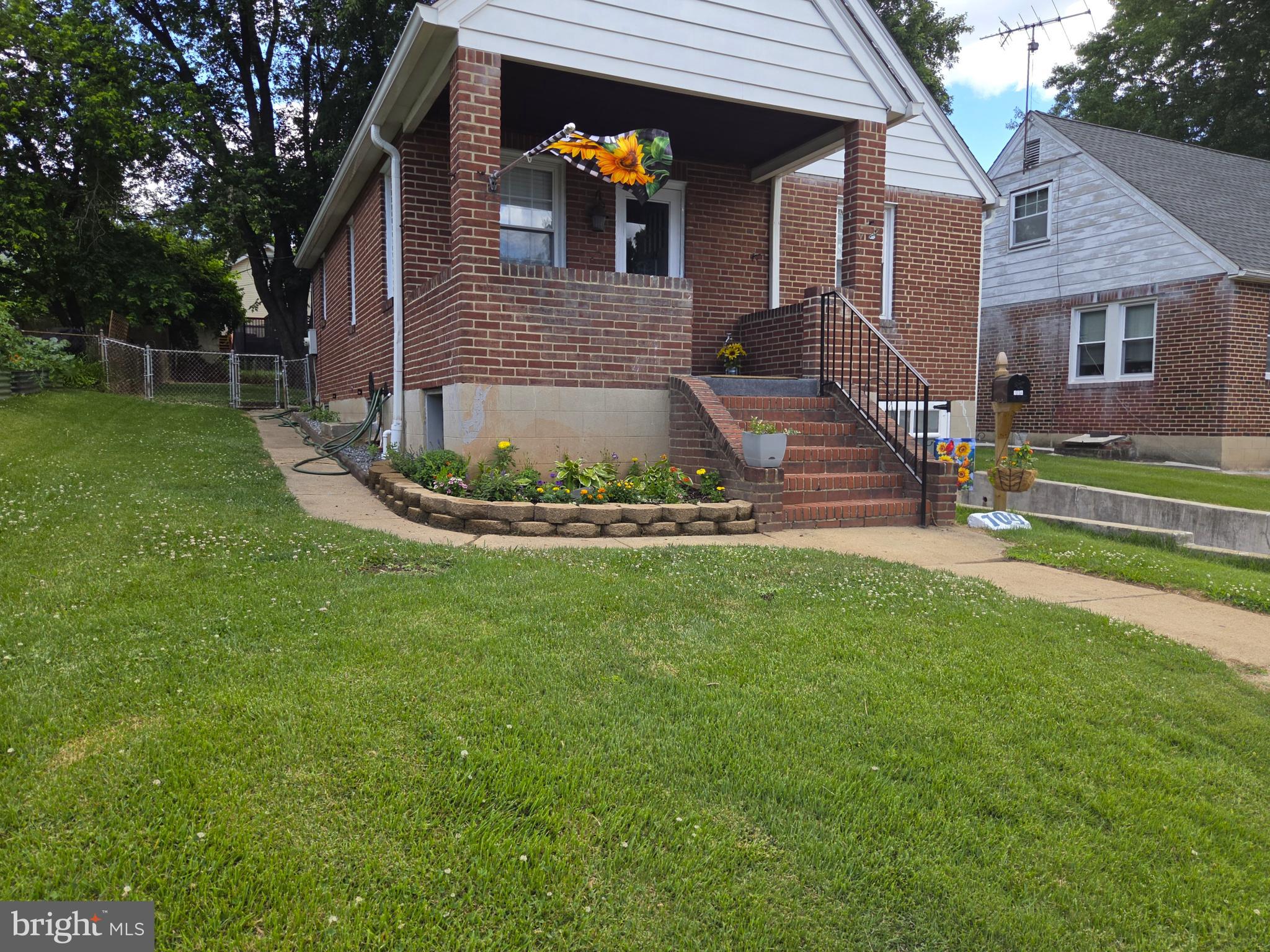 FULLERTON - Residential
