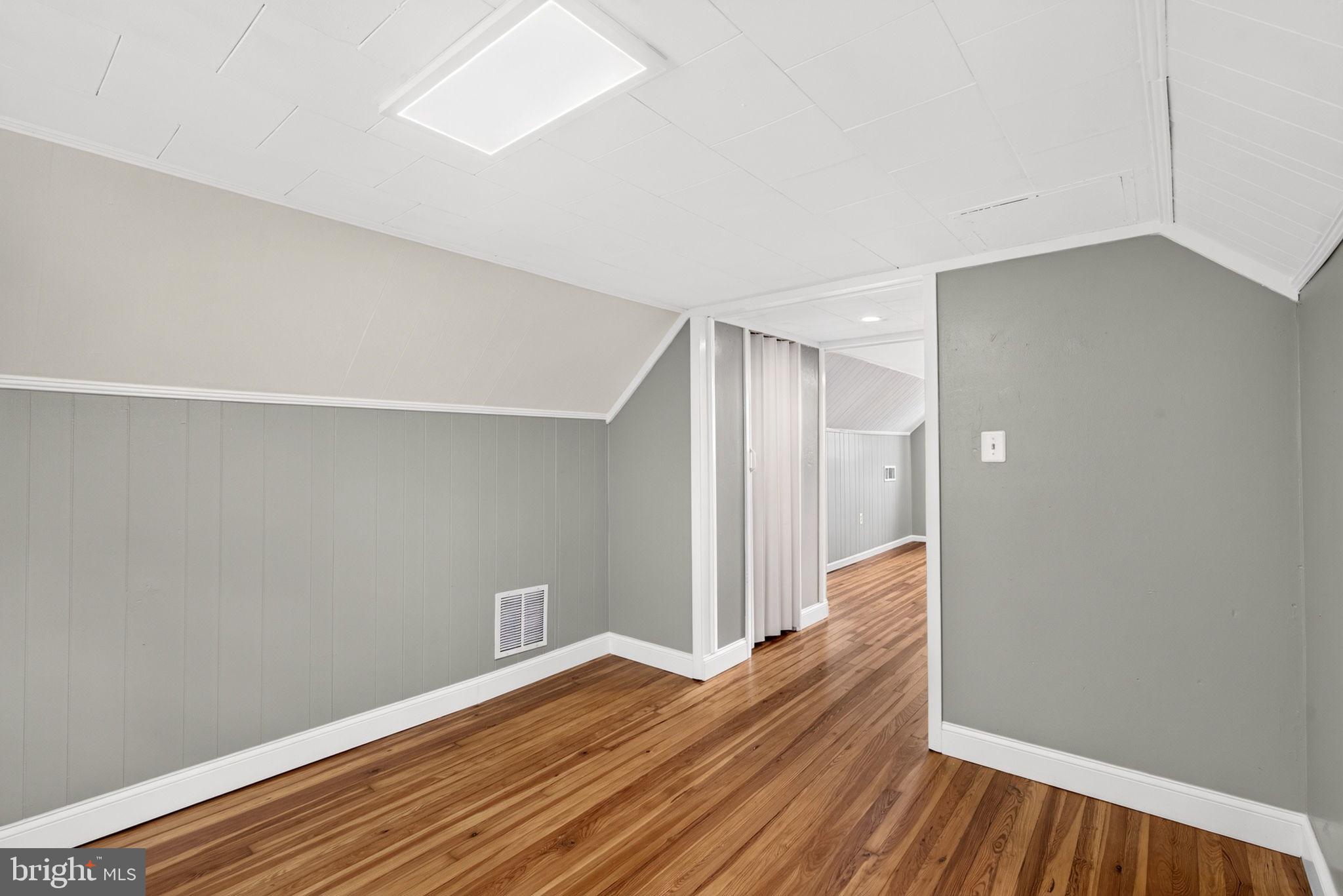 FULLERTON - Residential