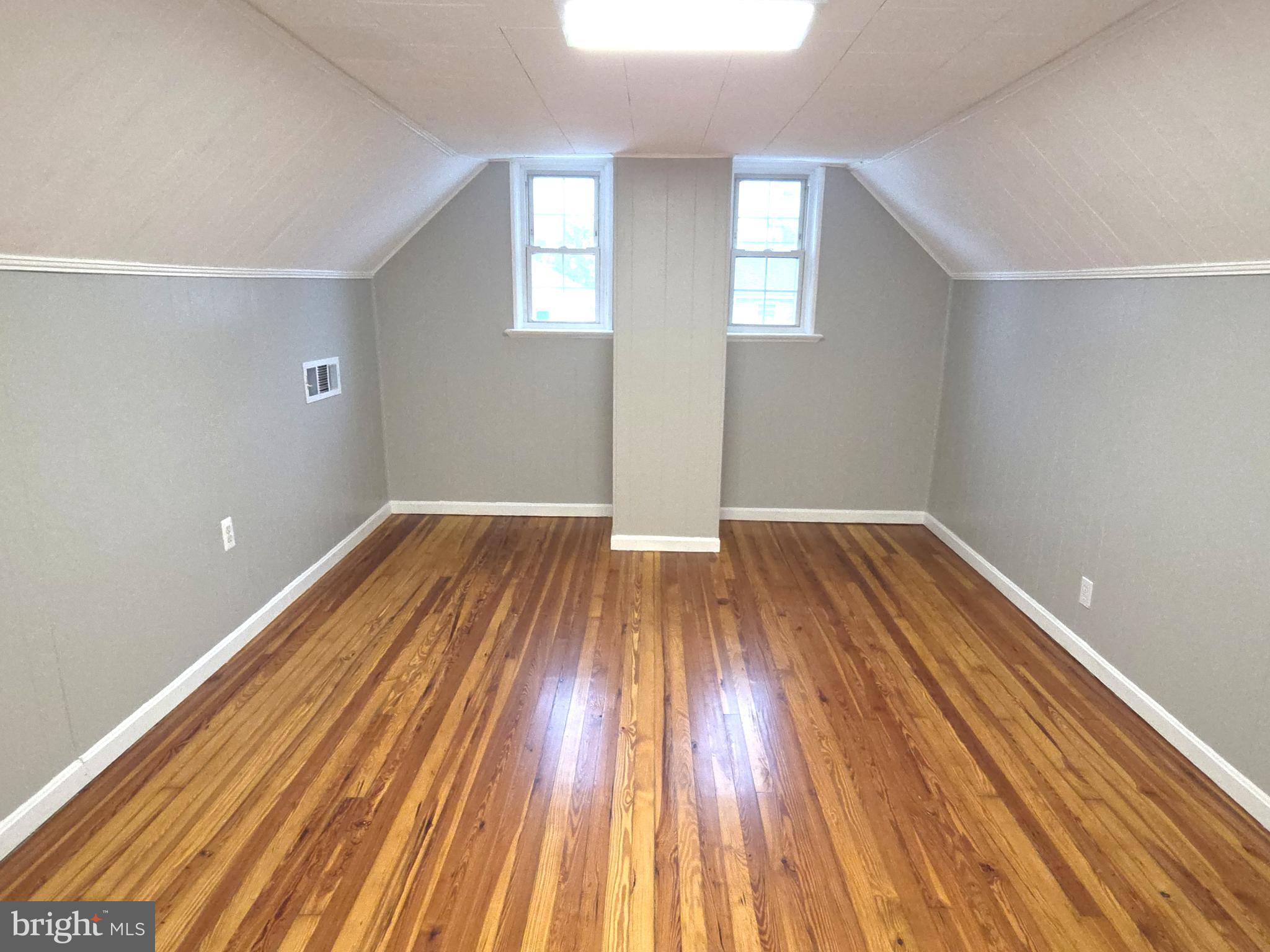 FULLERTON - Residential