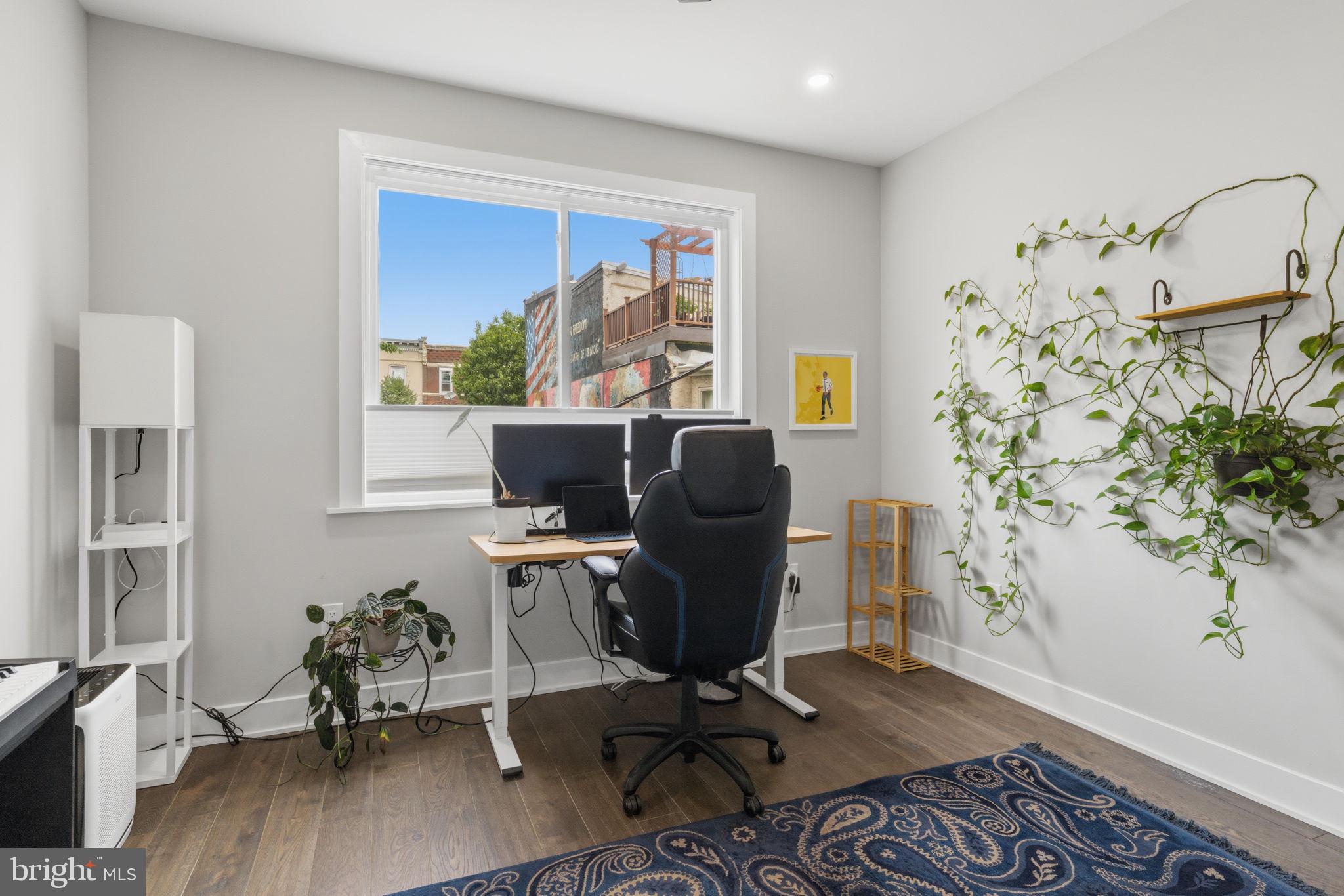 FAIRMOUNT - Residential