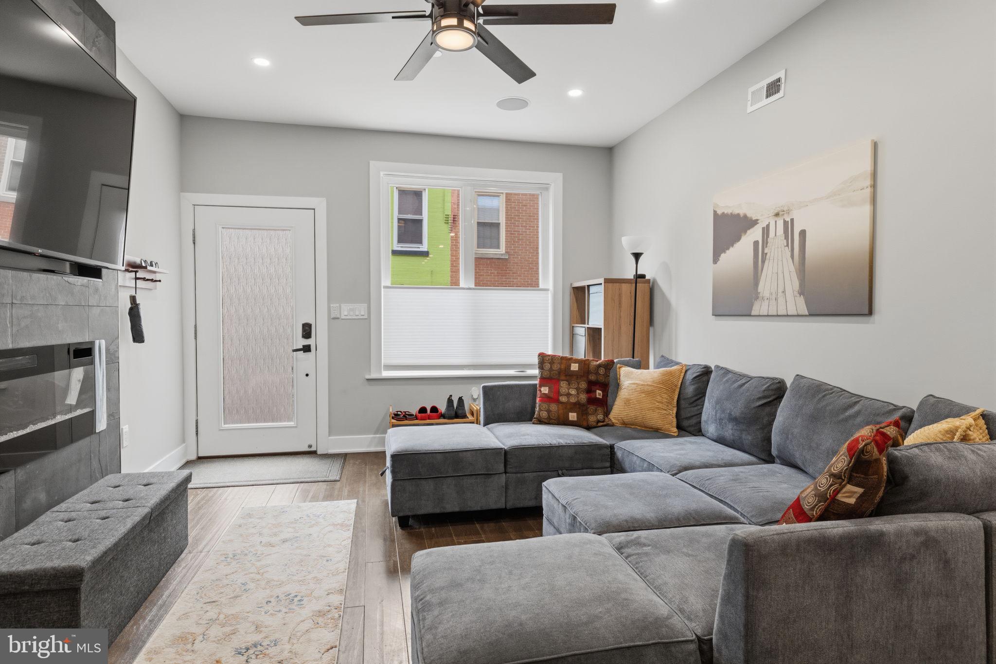 FAIRMOUNT - Residential