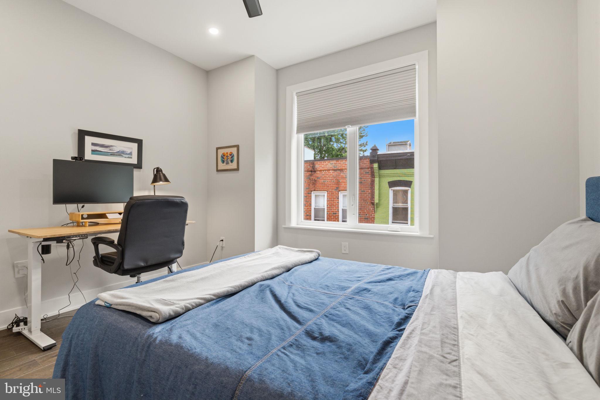 FAIRMOUNT - Residential