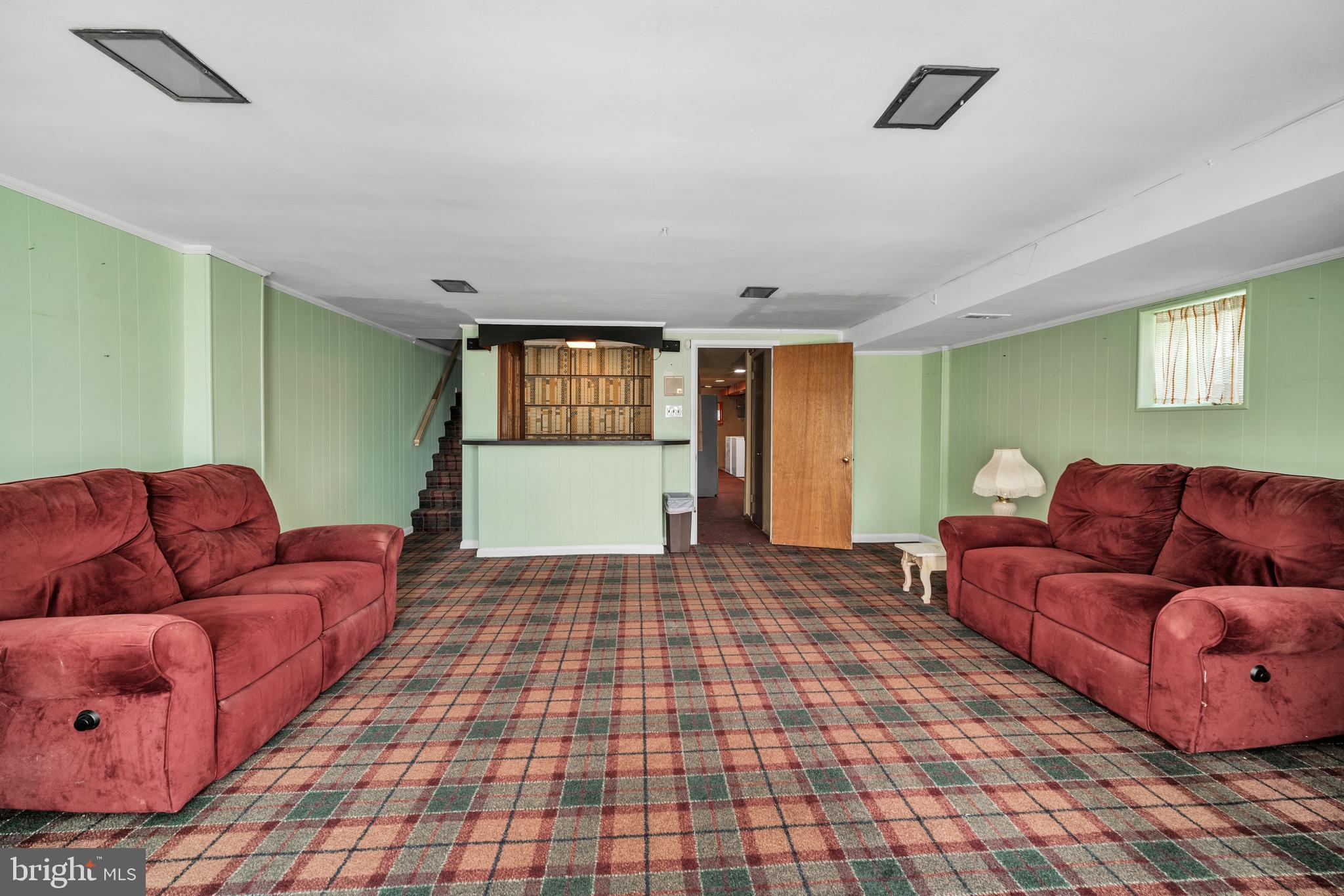 FOX CHASE - Residential