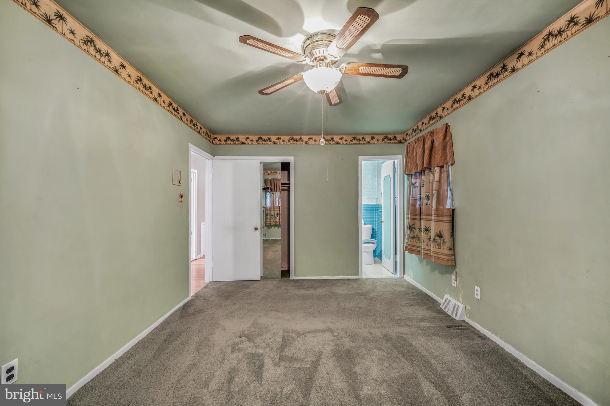 FOX CHASE - Residential