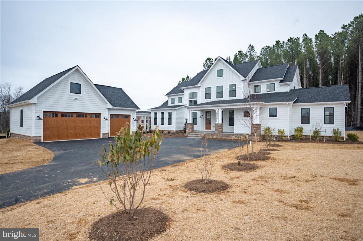 RIVERS EDGE - Residential