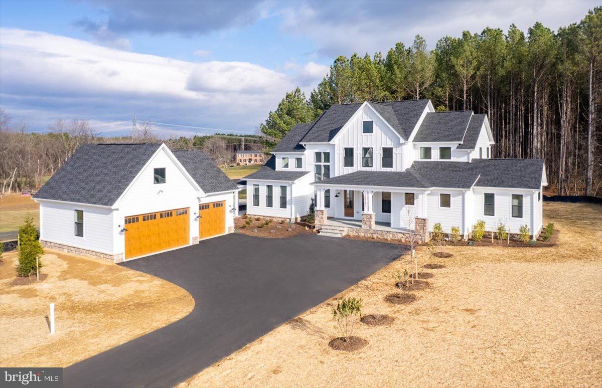 RIVERS EDGE - Residential