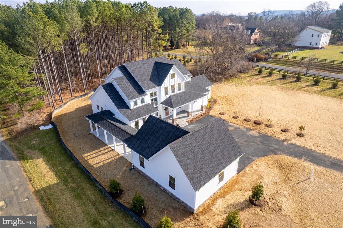 RIVERS EDGE - Residential