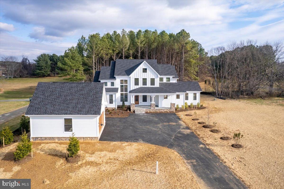 RIVERS EDGE - Residential
