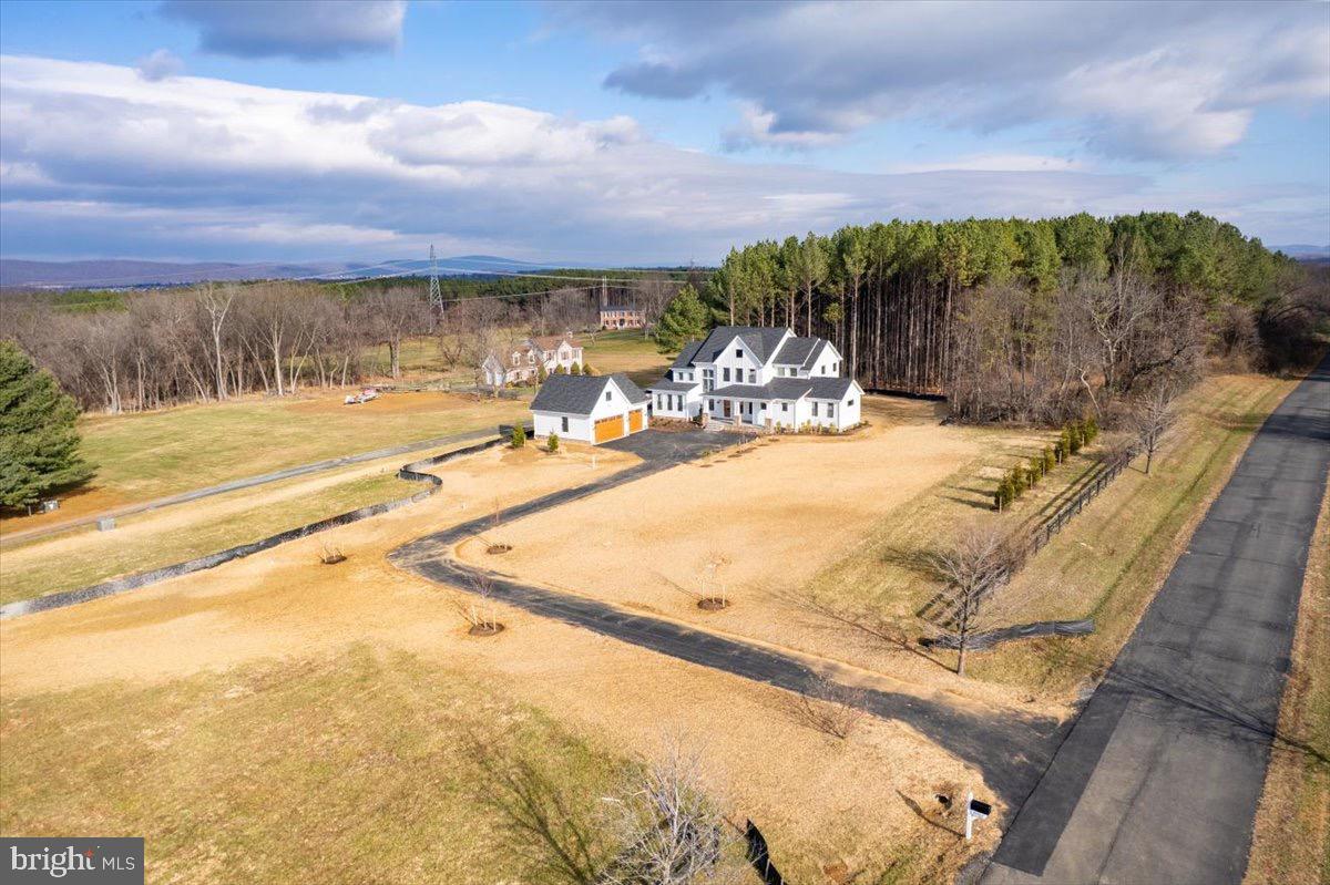 RIVERS EDGE - Residential