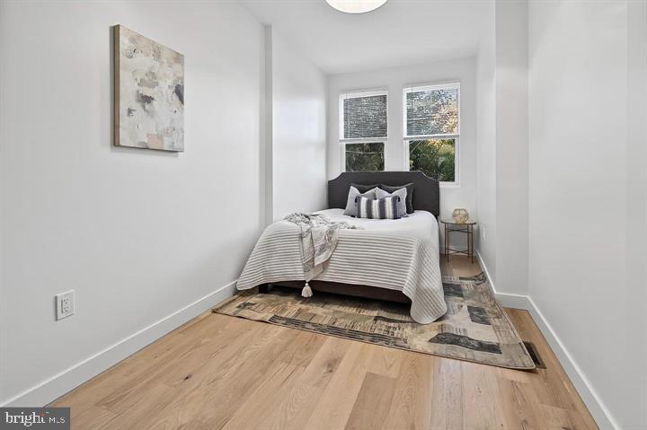 BROADWAY EAST - Residential
