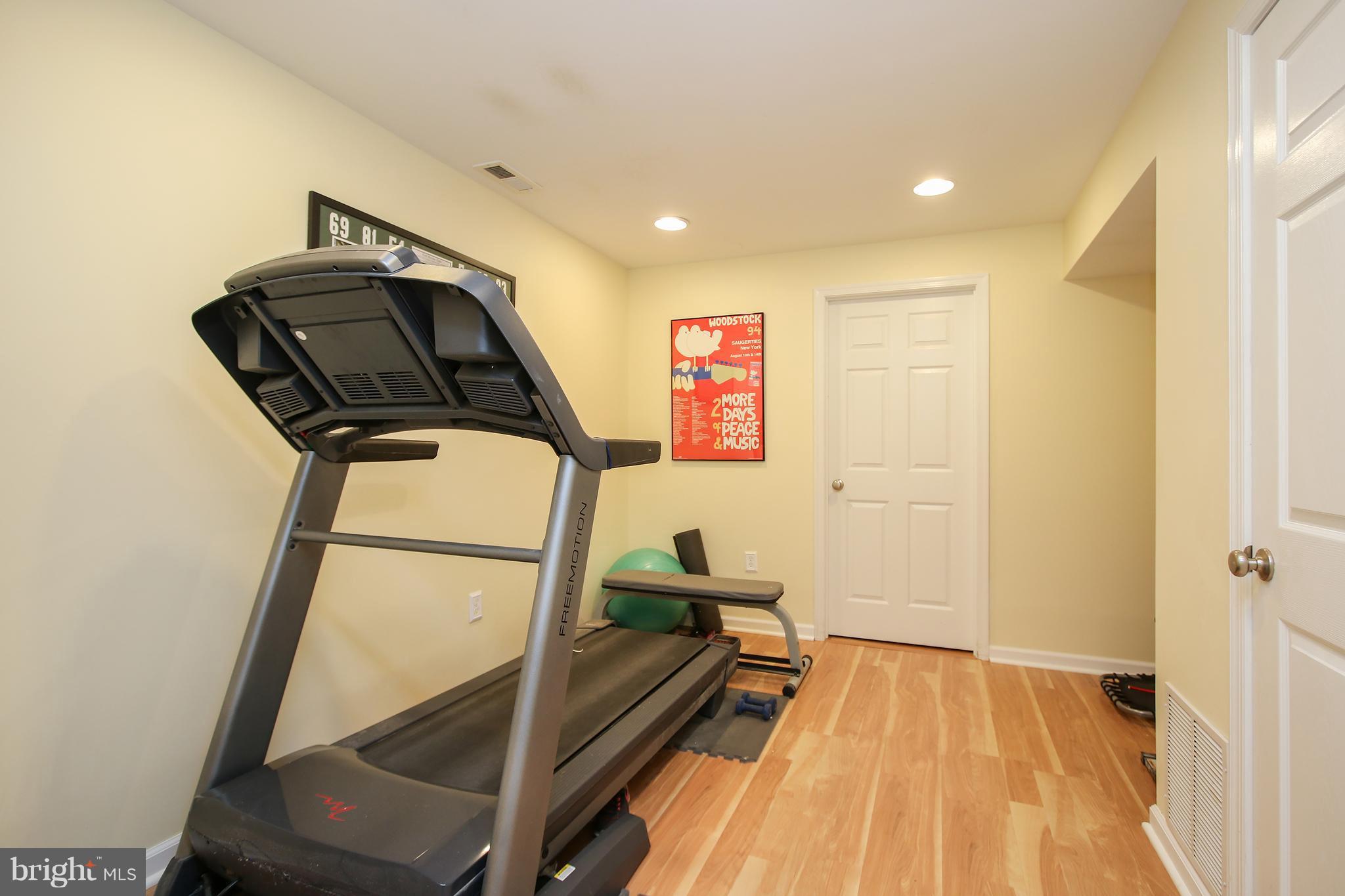 BUCKINGHAM HILLS - Residential