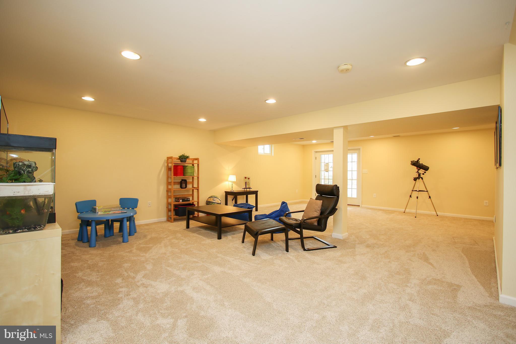 BUCKINGHAM HILLS - Residential