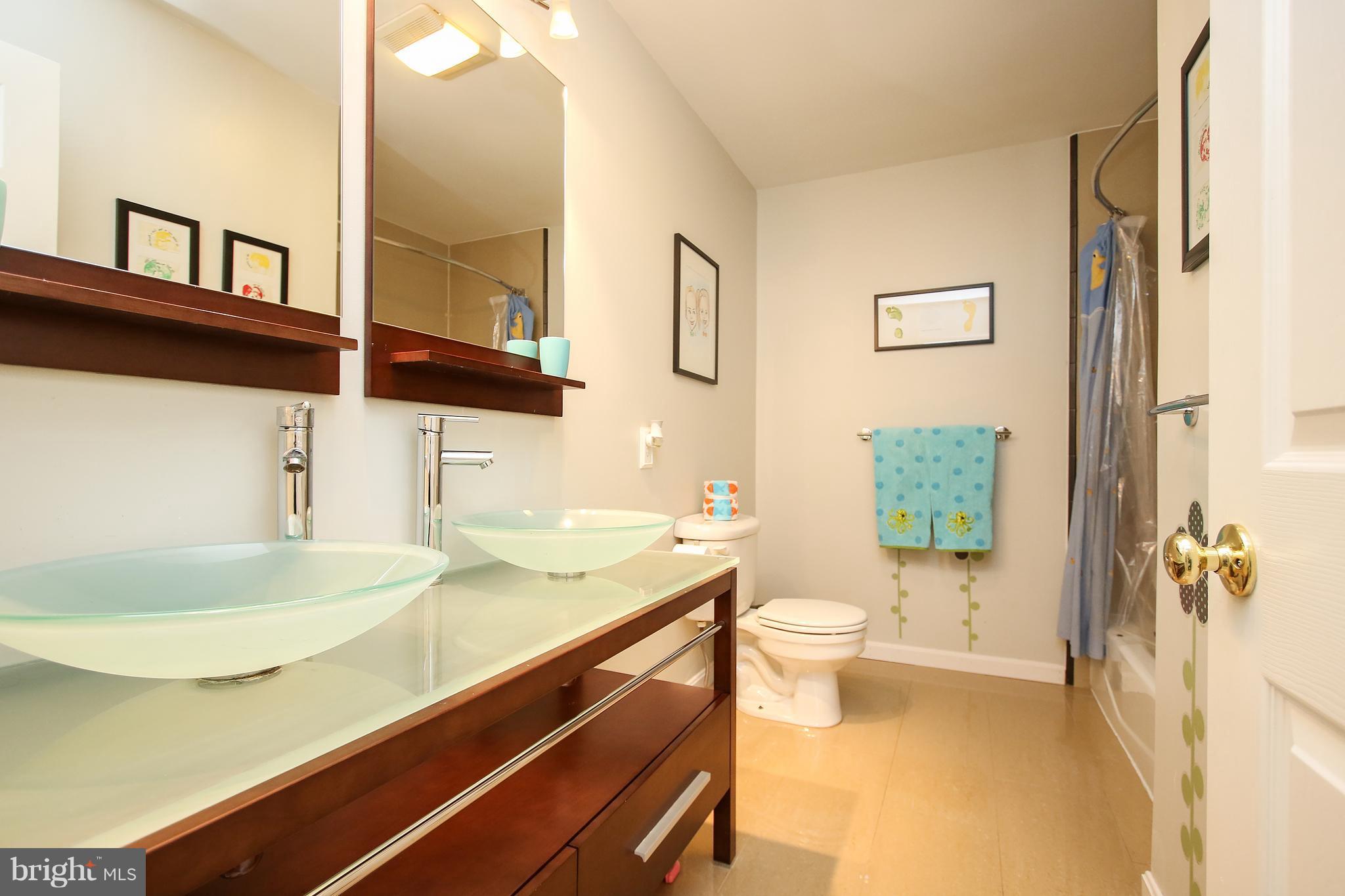 BUCKINGHAM HILLS - Residential