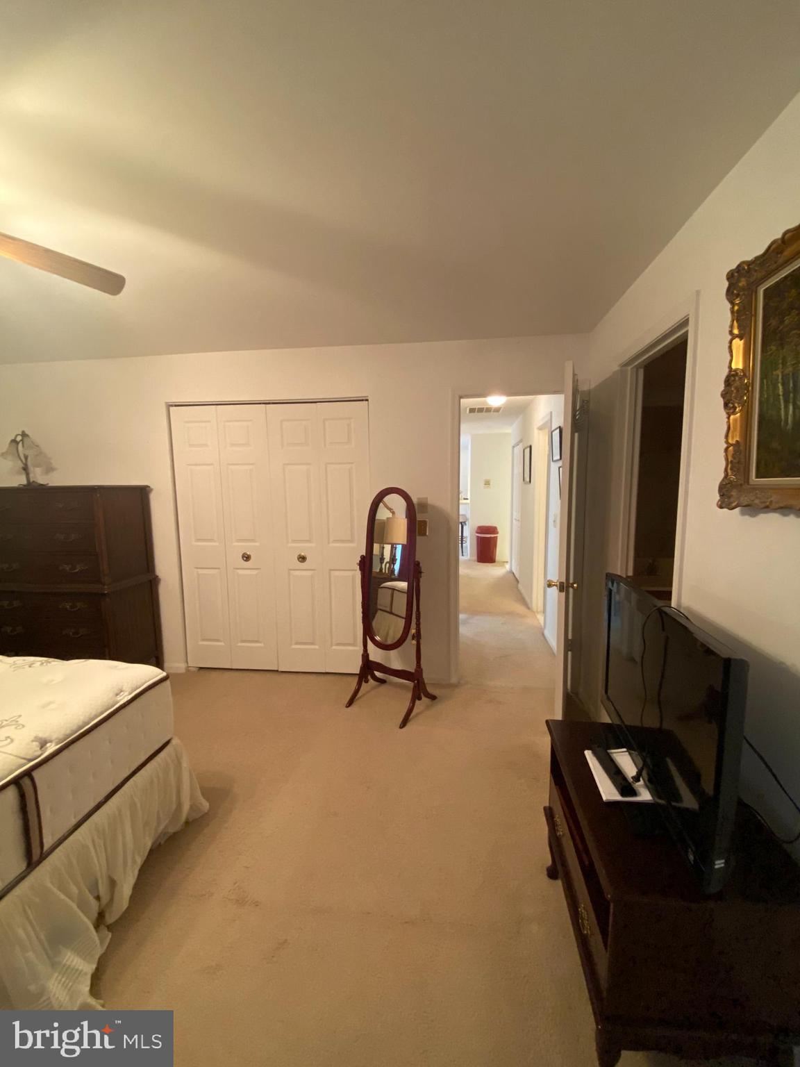 OAK LEAF VILLAS - Residential