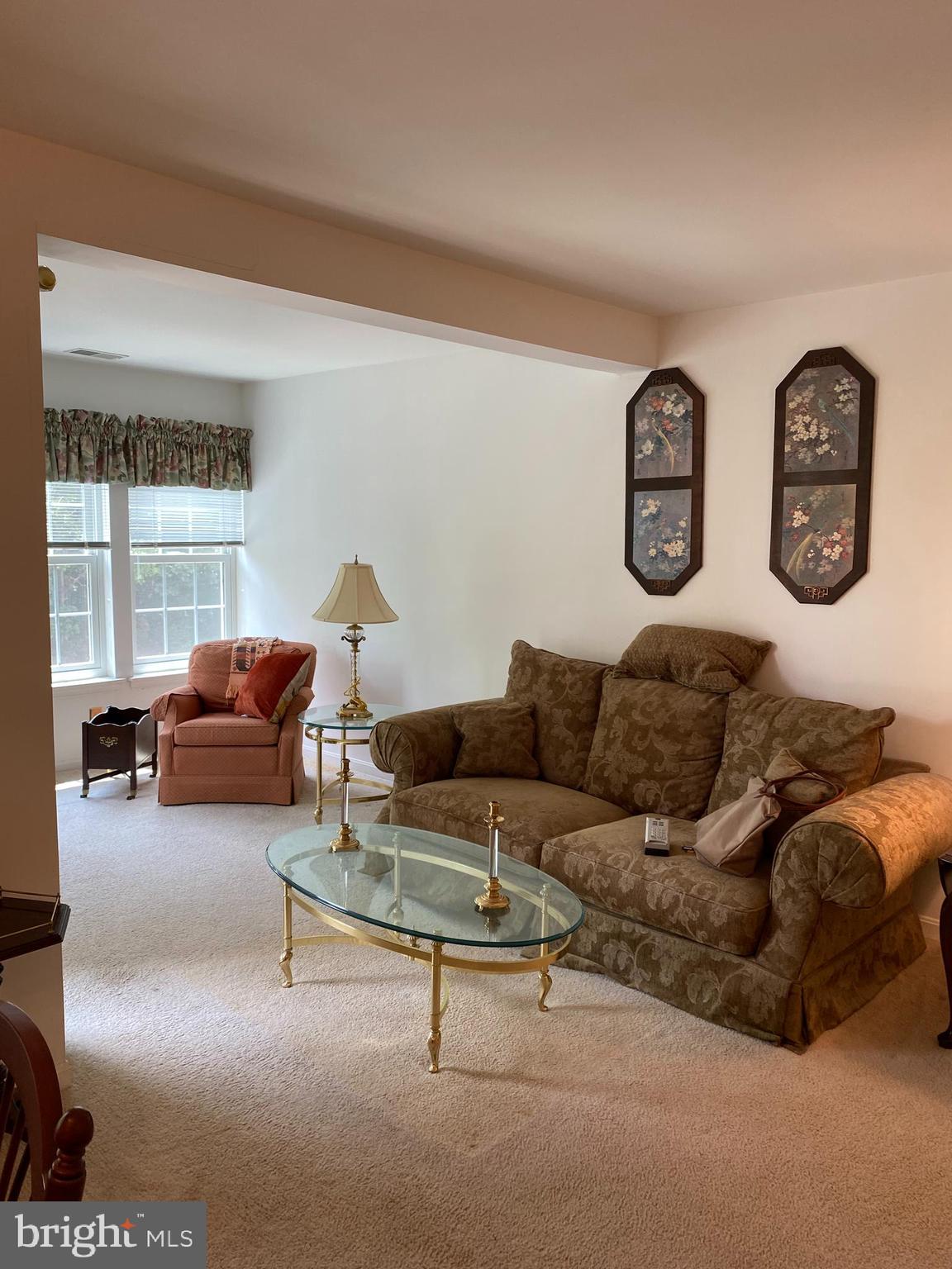 OAK LEAF VILLAS - Residential