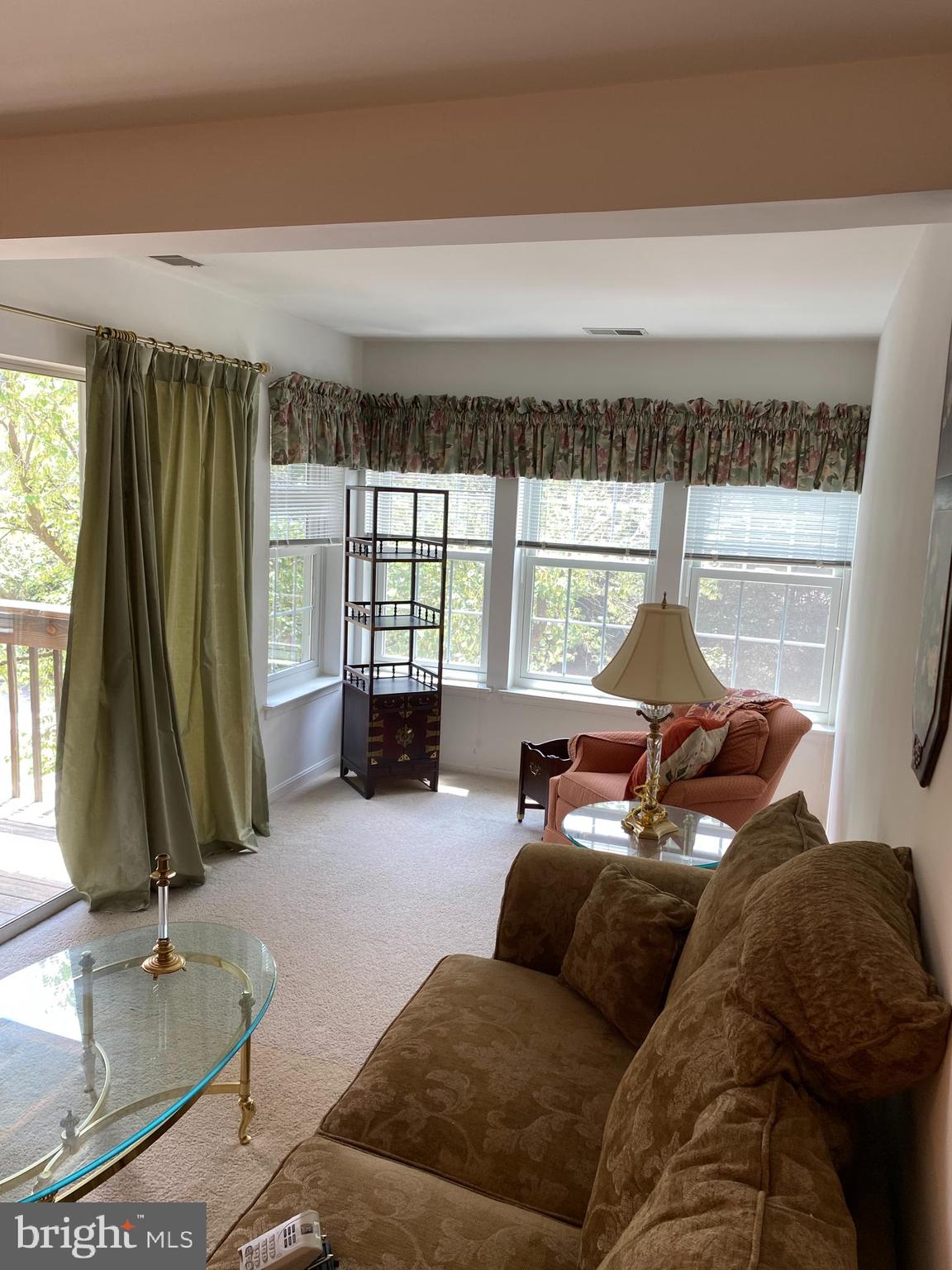 OAK LEAF VILLAS - Residential