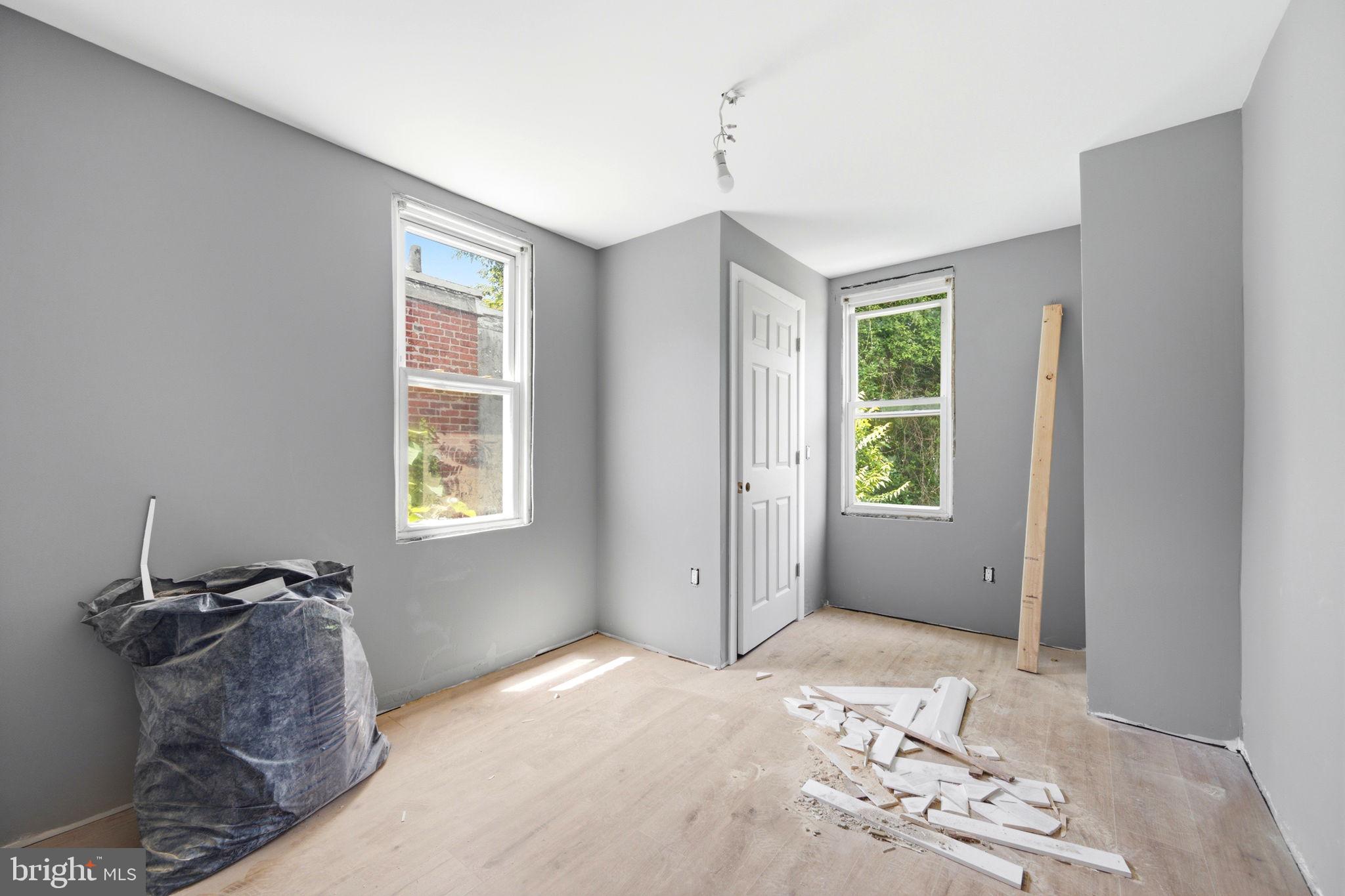 WEST OAK LANE - Residential