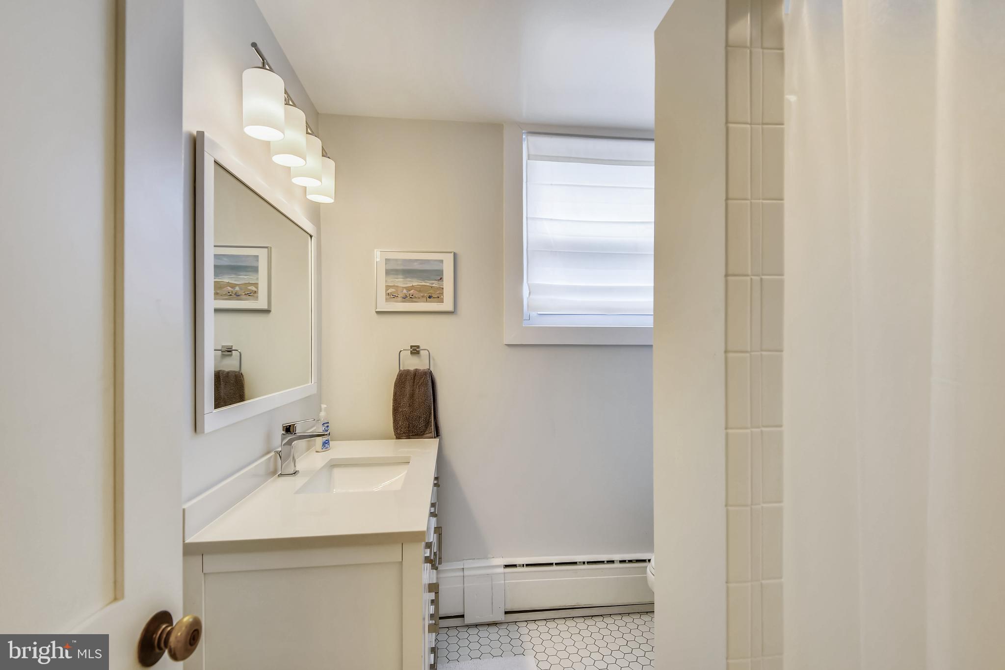 WILD ROSE SHORES - Residential