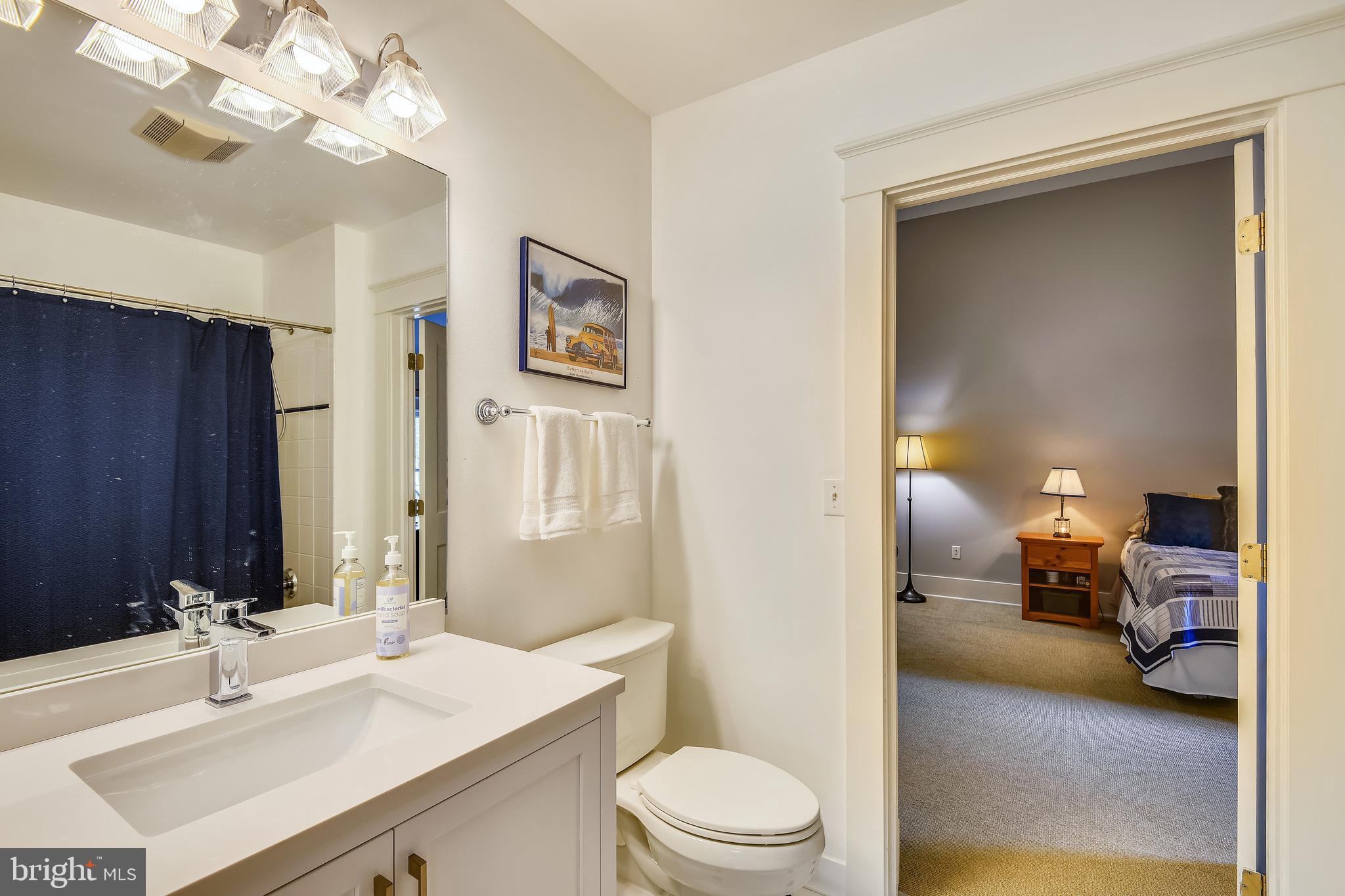 WILD ROSE SHORES - Residential