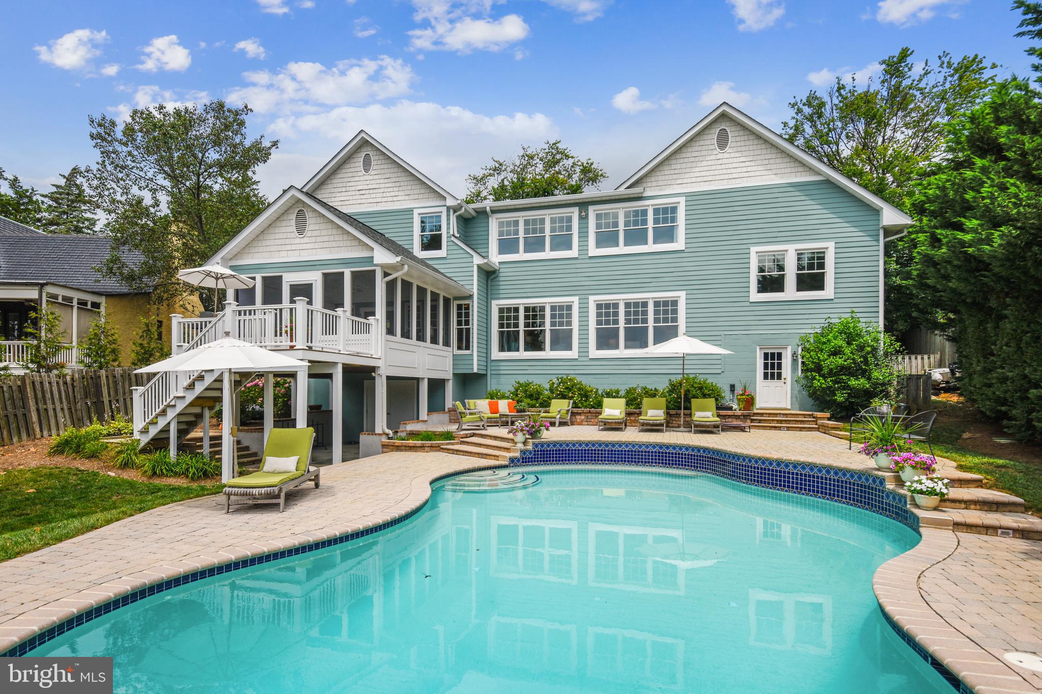WILD ROSE SHORES - Residential