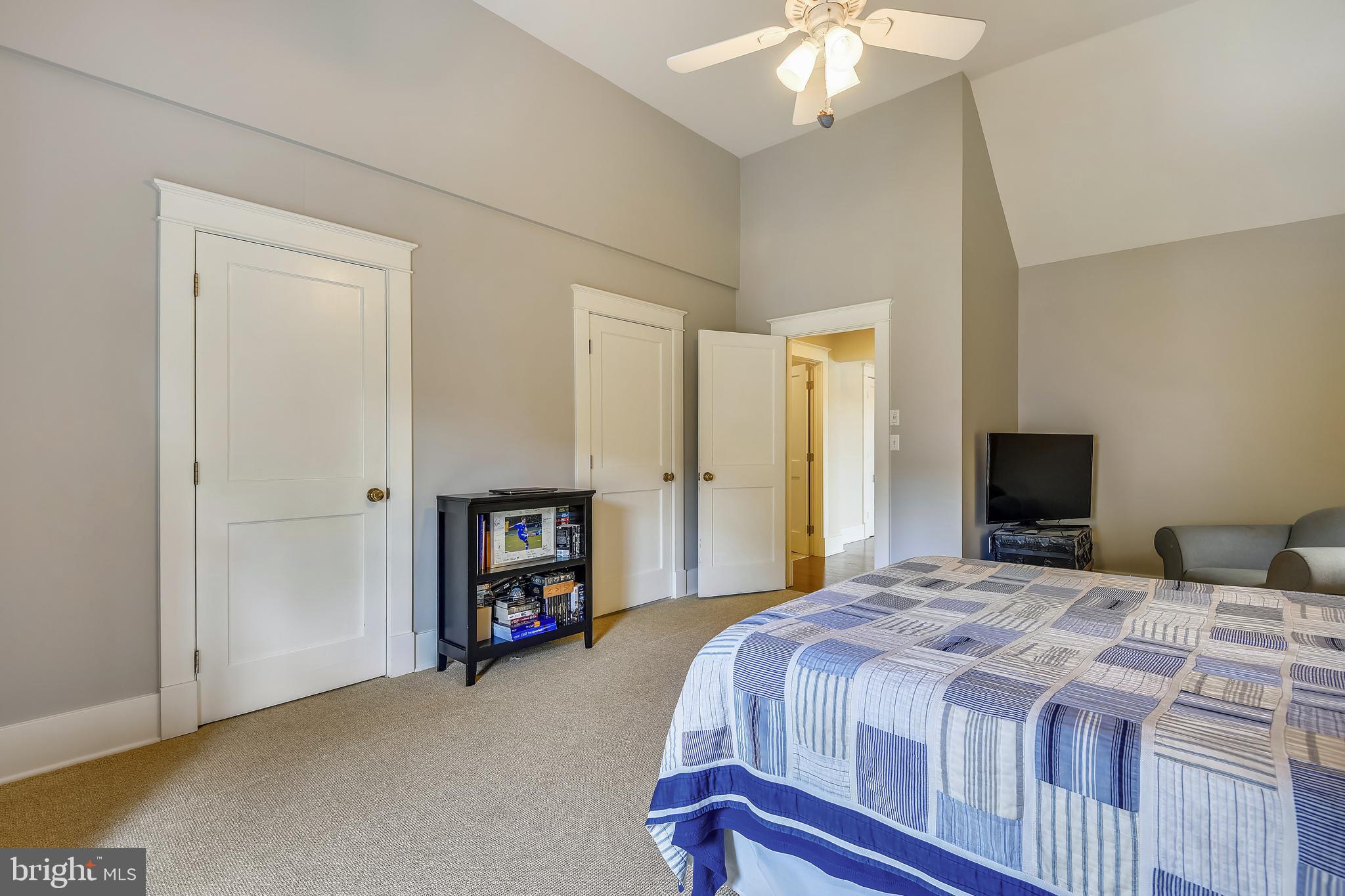 WILD ROSE SHORES - Residential