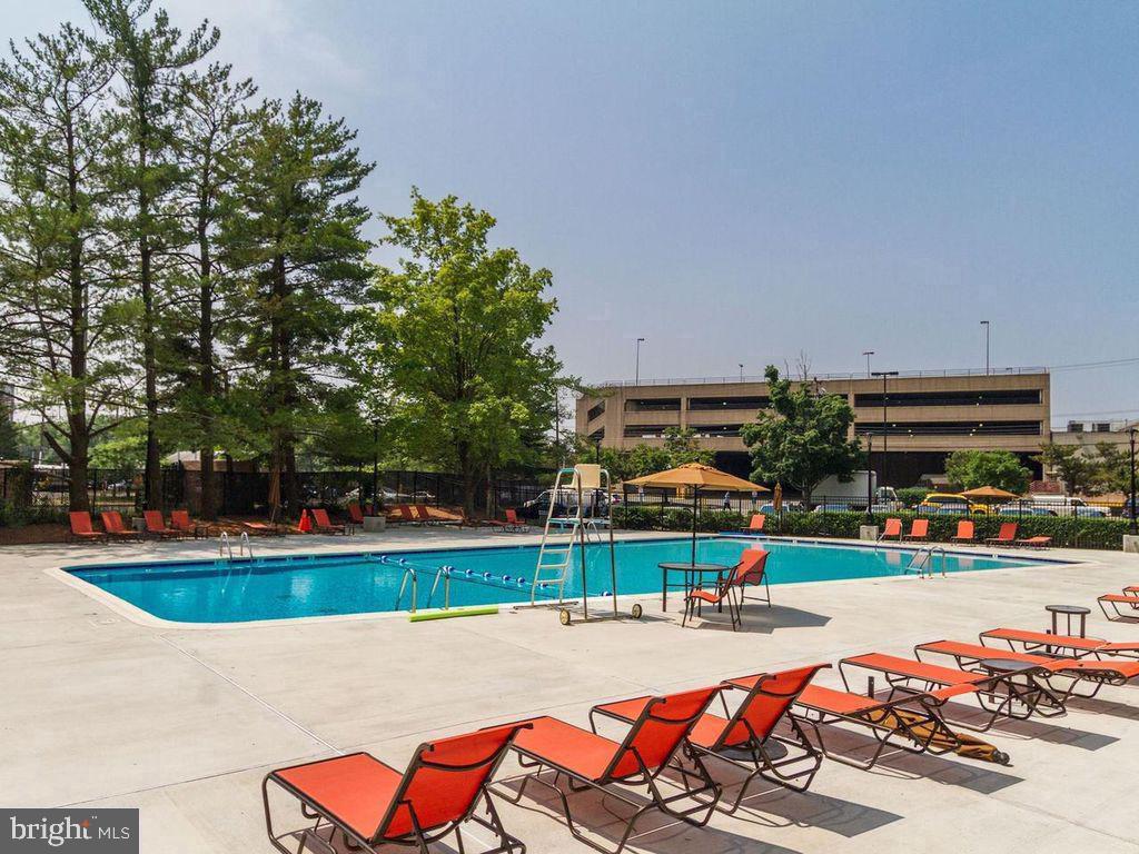 THE FOUNTAINS - Residential Lease