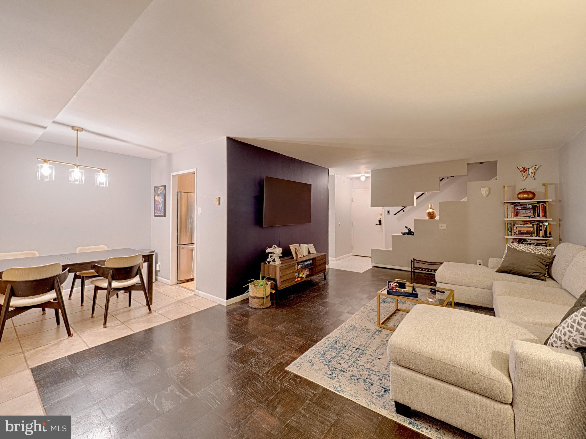 THE FOUNTAINS - Residential Lease