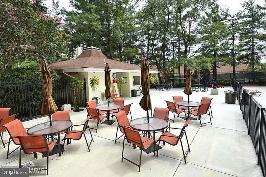 THE FOUNTAINS - Residential Lease