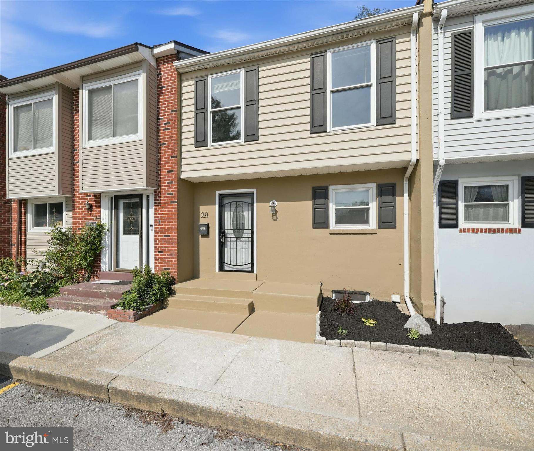 EAGLE GLEN - Residential