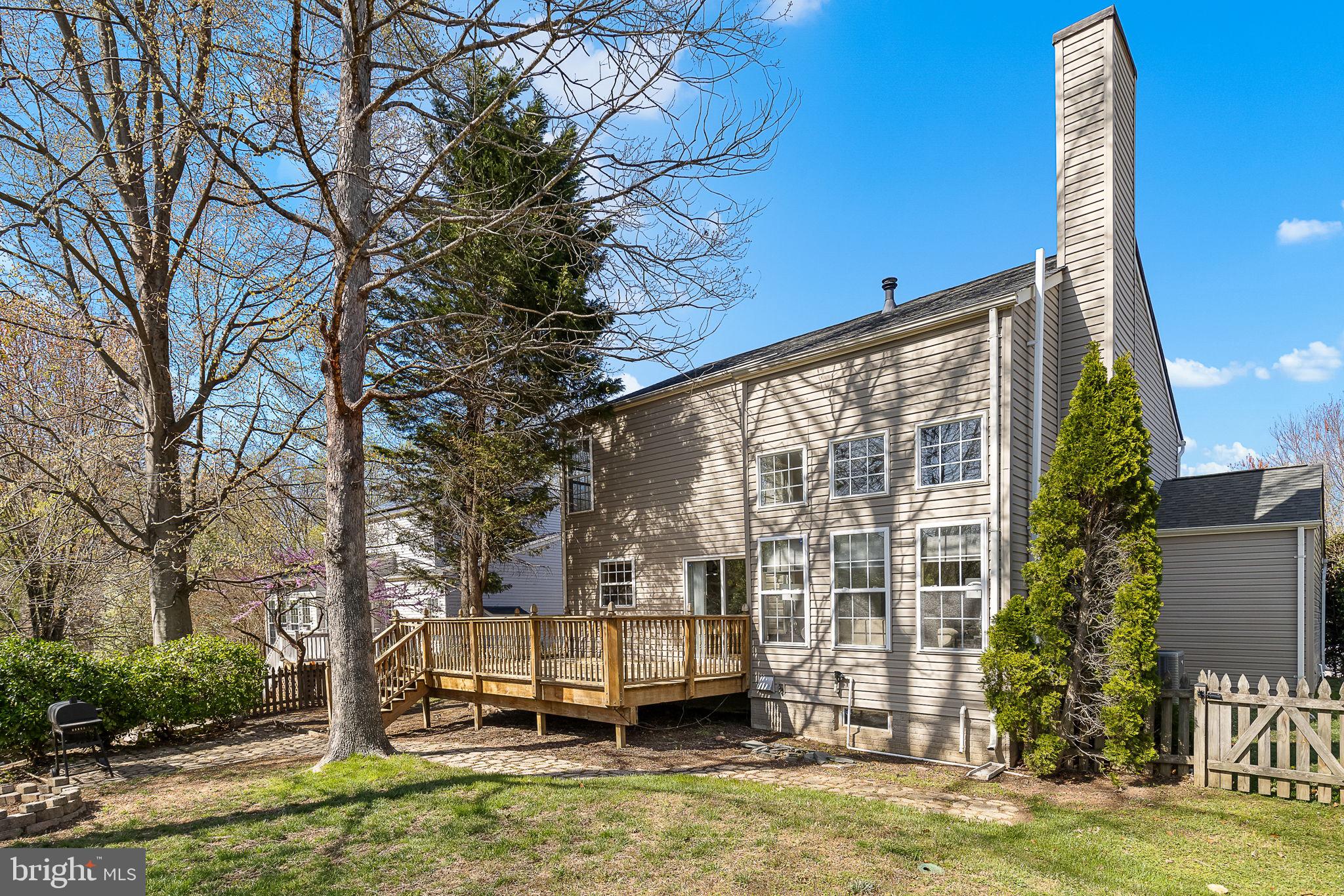 STAFFORD LAKES VILLAGE - Residential