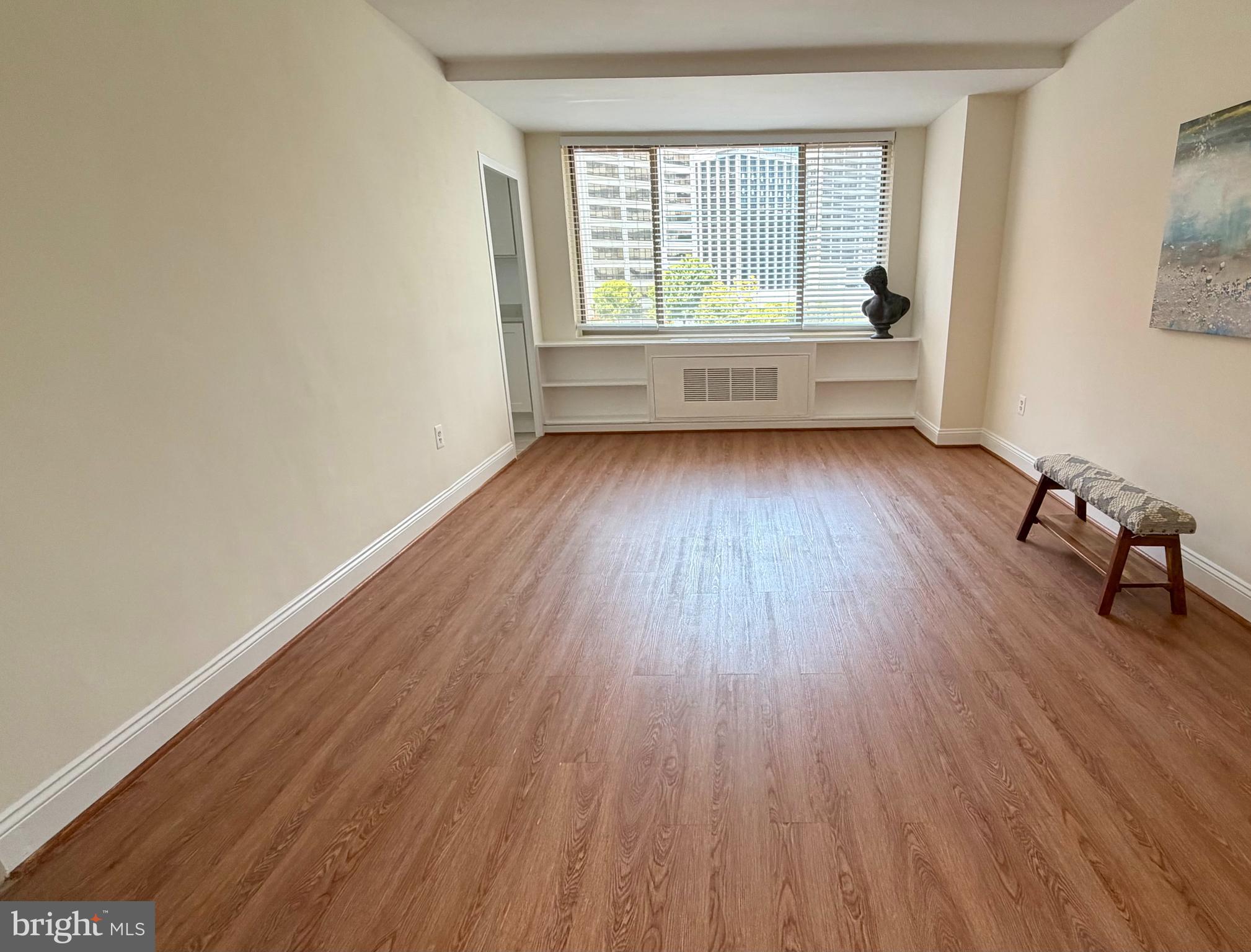 RIVER PLACE - Residential