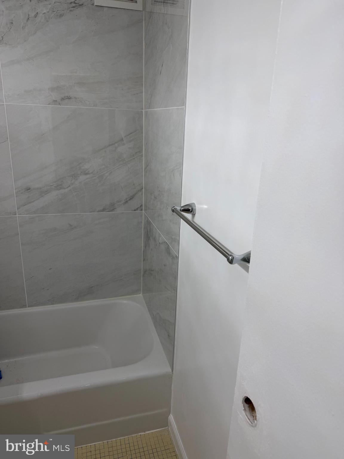 RIVER PLACE - Residential