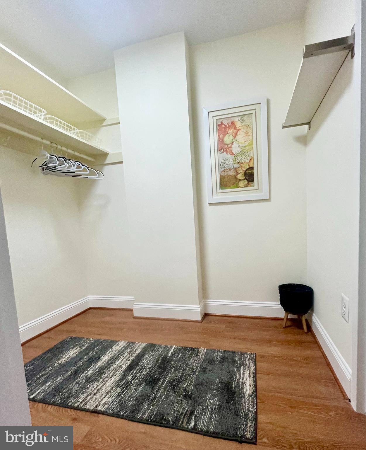 RIVER PLACE - Residential