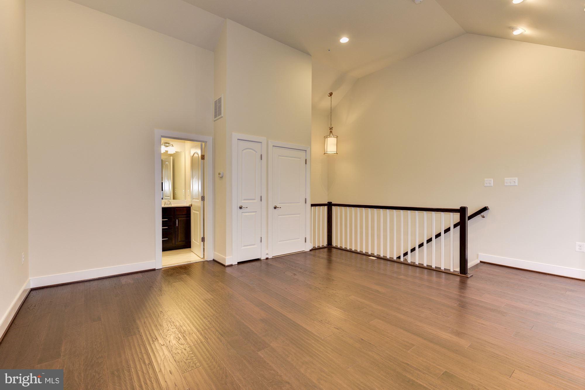 CROWN FARM - Residential Lease