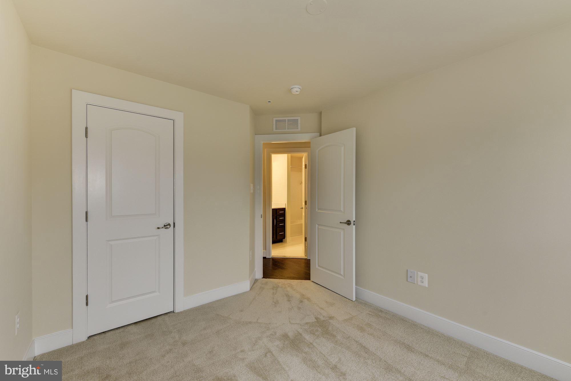 CROWN FARM - Residential Lease